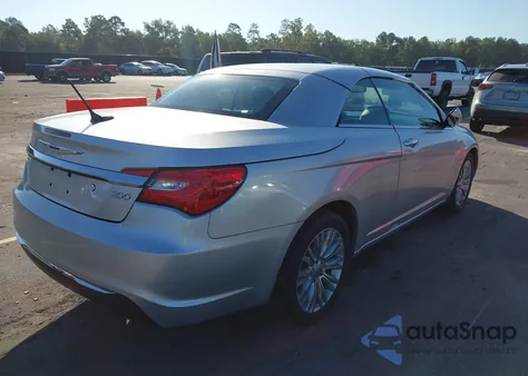 2011 Chrysler 200 Limited z USA, uszkodzony, nr VIN 1C3BC7EG1BN529935